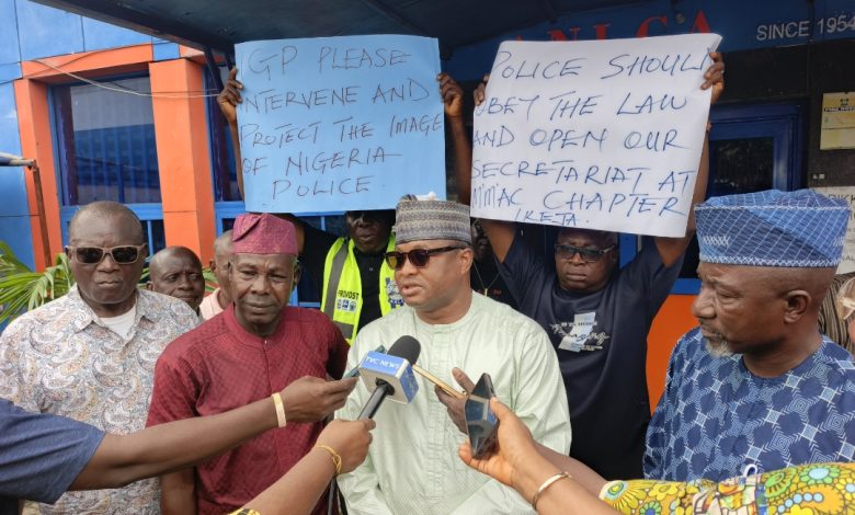 Customs Agents Protest as Police Refuse to Reopen ANLCA Office at Lagos Airport